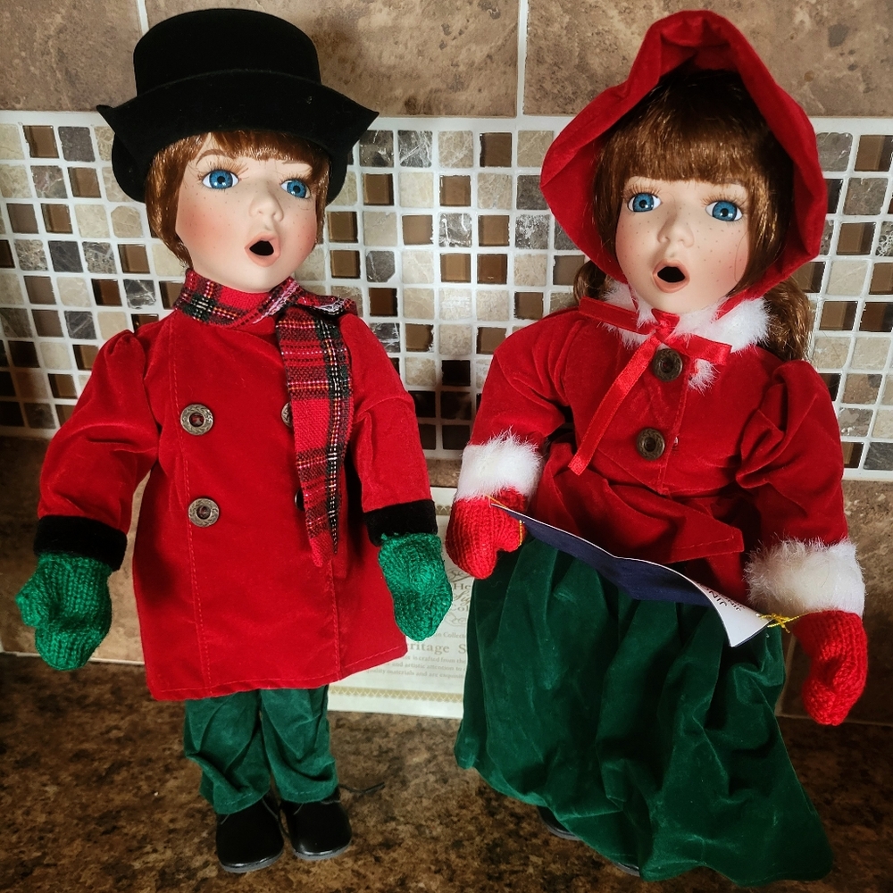 Victorian Christmas Carolers - New in Box with Certificate - Set of 2 Joy & Noel